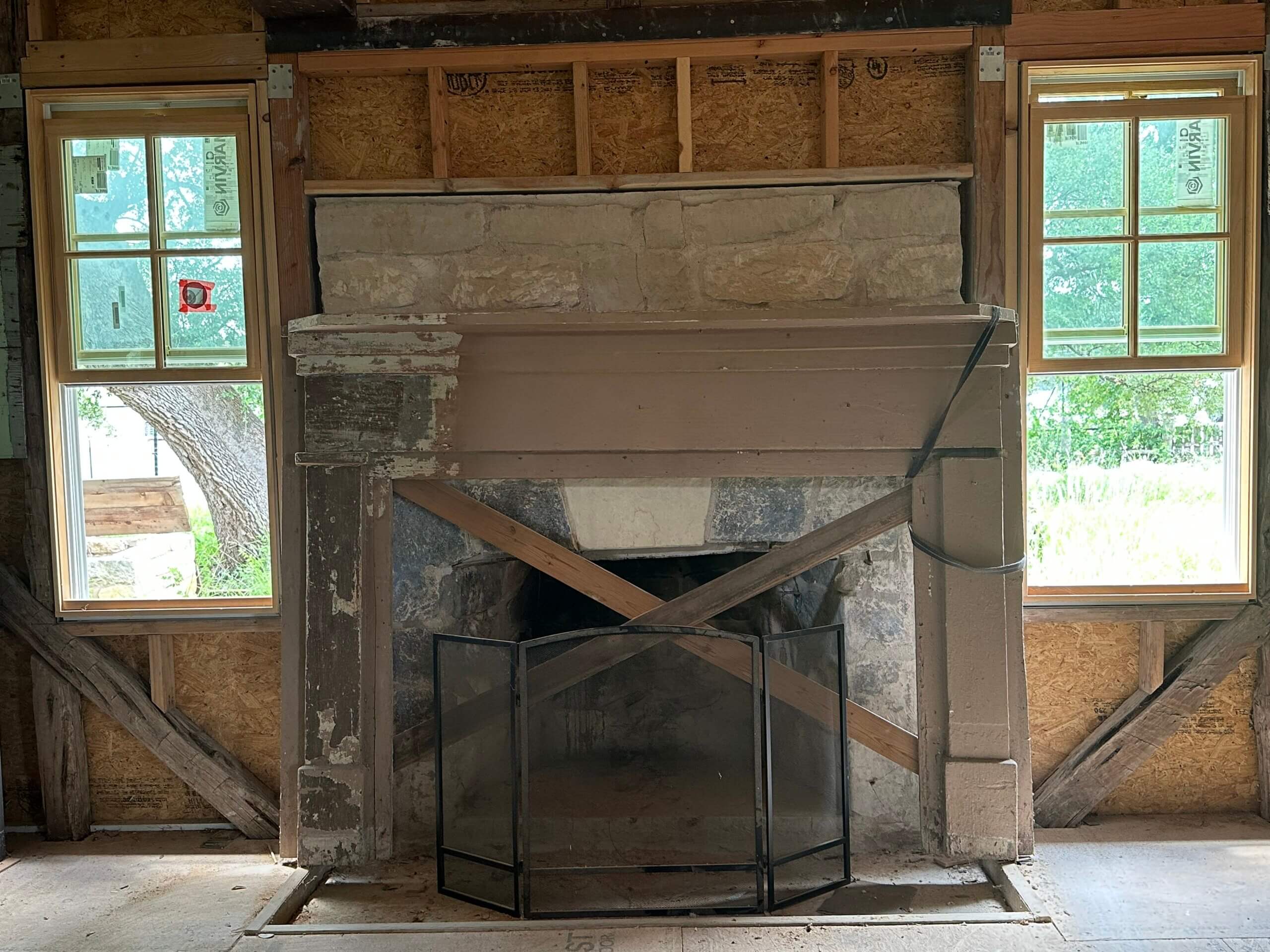 South fireplace at the A.S. Mason House
